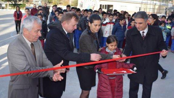 Yenice İlkokulumuzda  Atatürk Büstü´nün Açılışı Yapıldı
