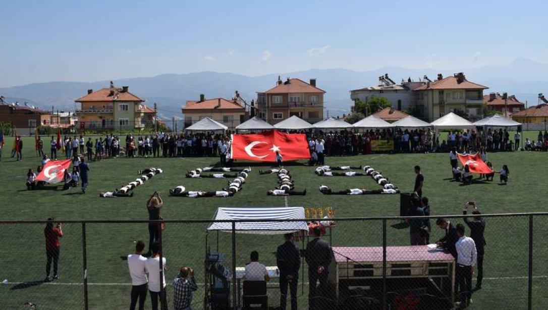 19 Mayıs Atatürk'ü Anma, Gençlik ve Spor Bayramı Büyük Bir Coşkuyla Kutlandı